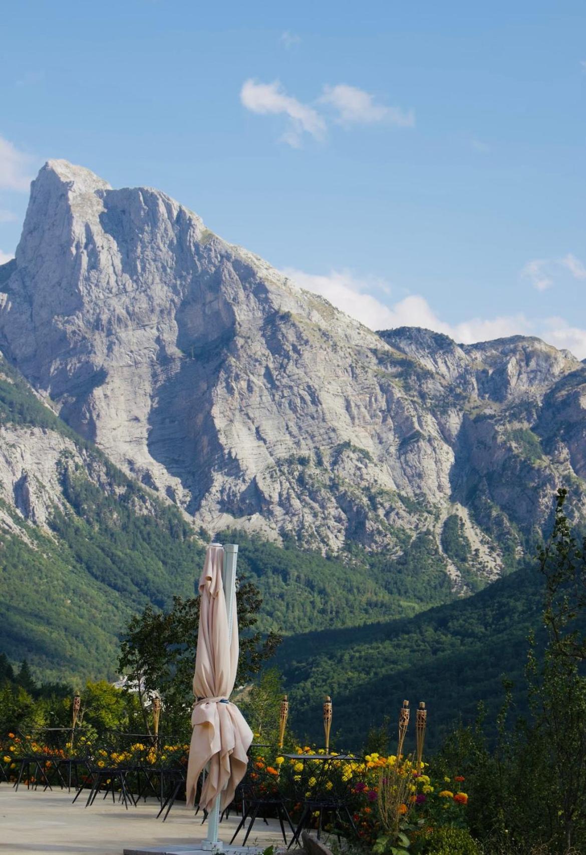 Vidis Chalet Boutique Hotel Theth Exterior foto