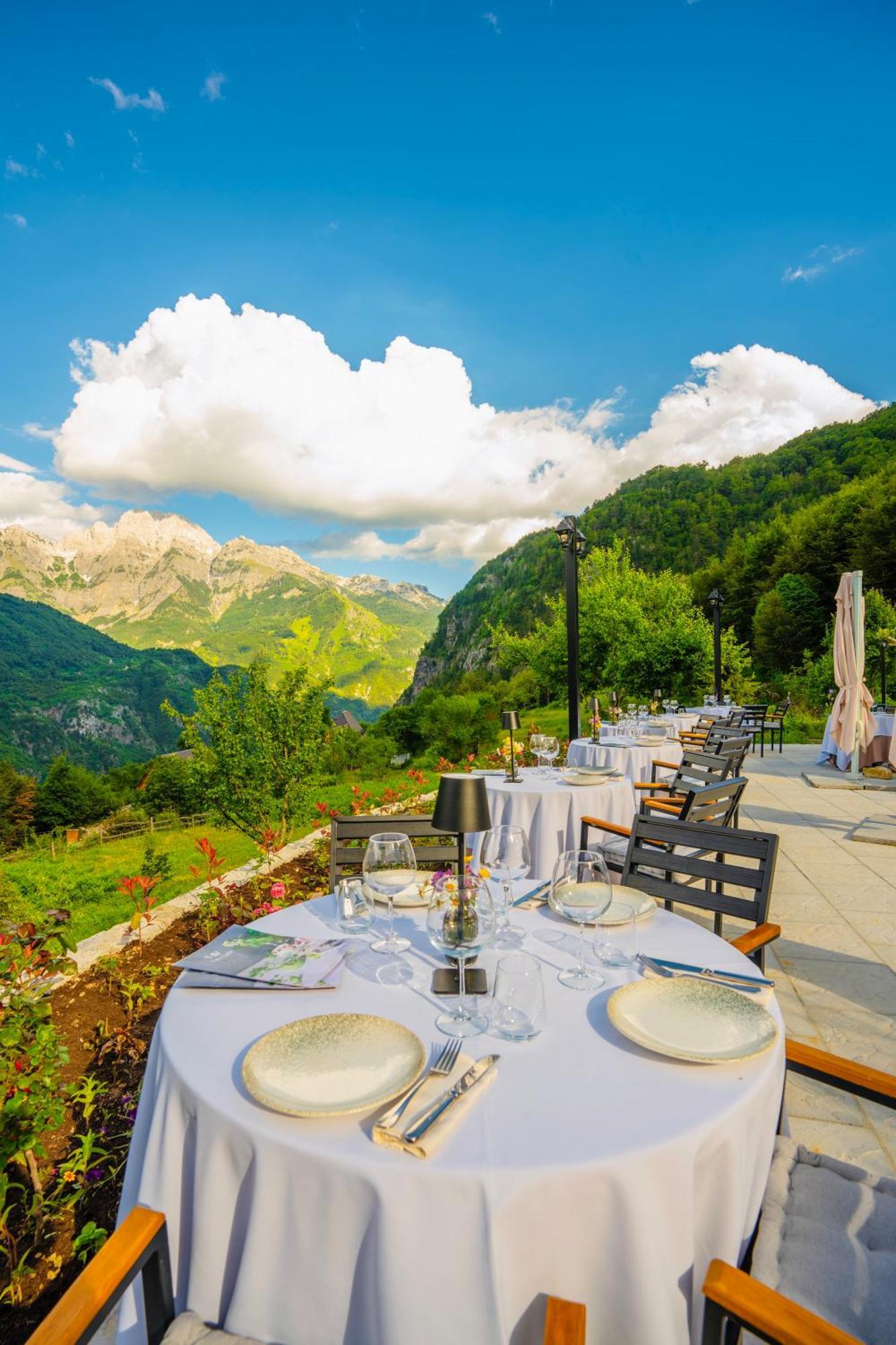 Vidis Chalet Boutique Hotel Theth Exterior foto