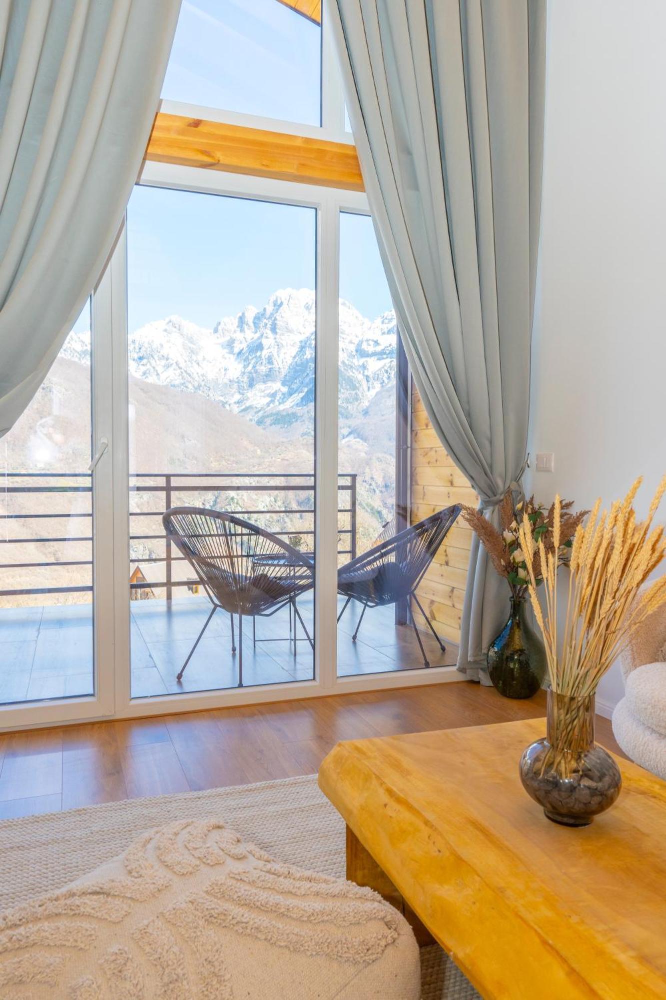 Vidis Chalet Boutique Hotel Theth Exterior foto